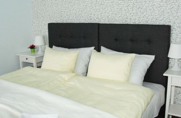 B&M Guesthouse
