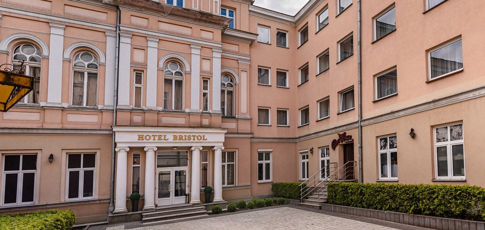 Hotel Bristol