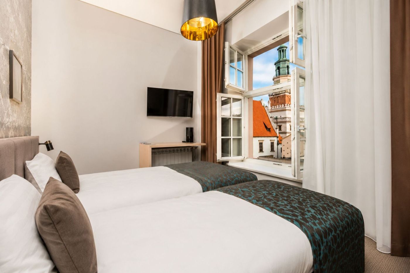 Sleep In Hostel & Apartments