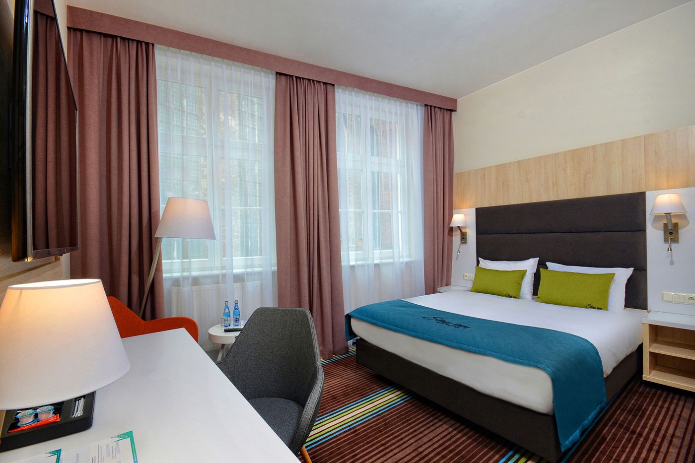 Stay inn hotel
