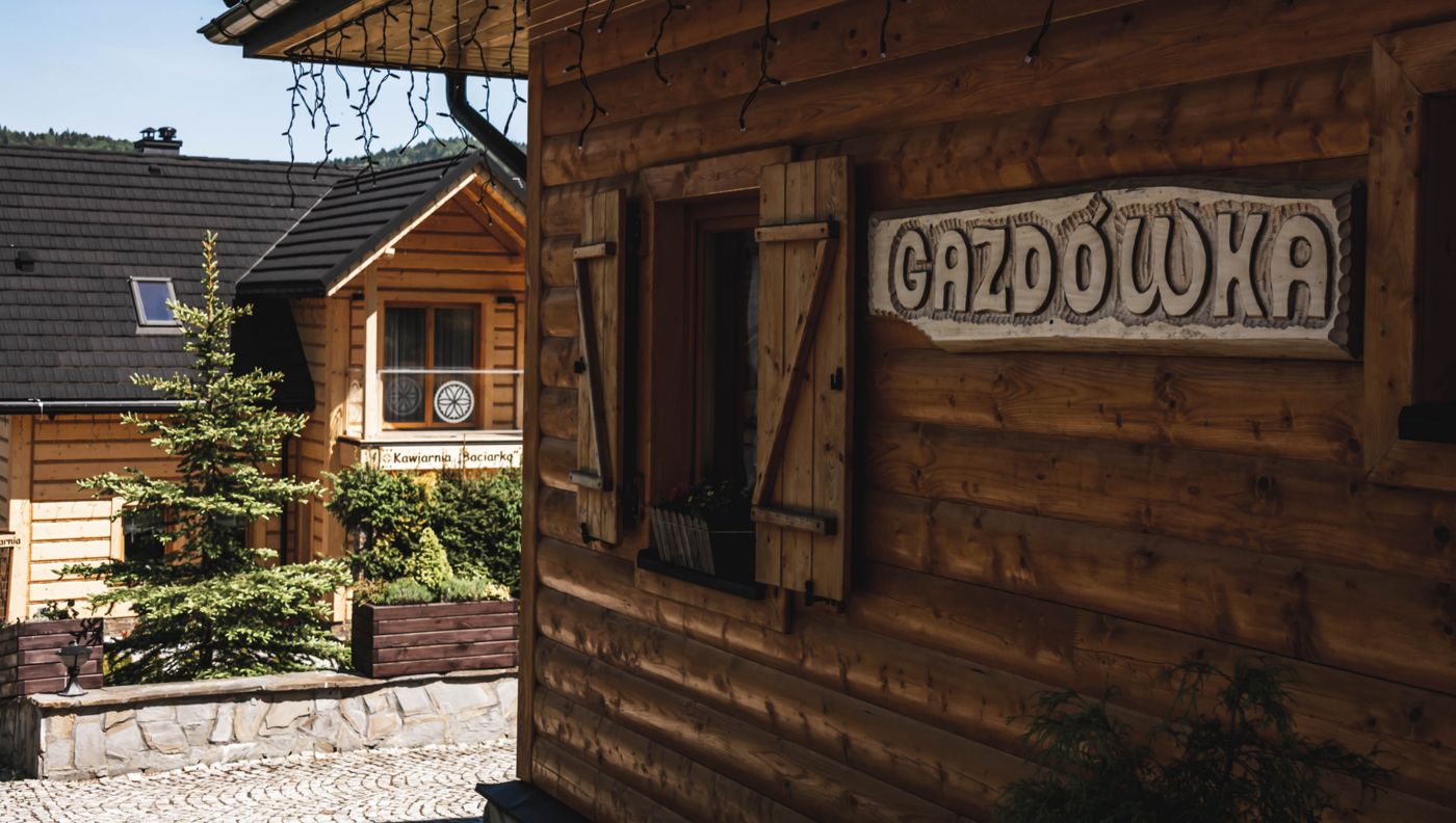 Chaty Wichrowe Wzgórze