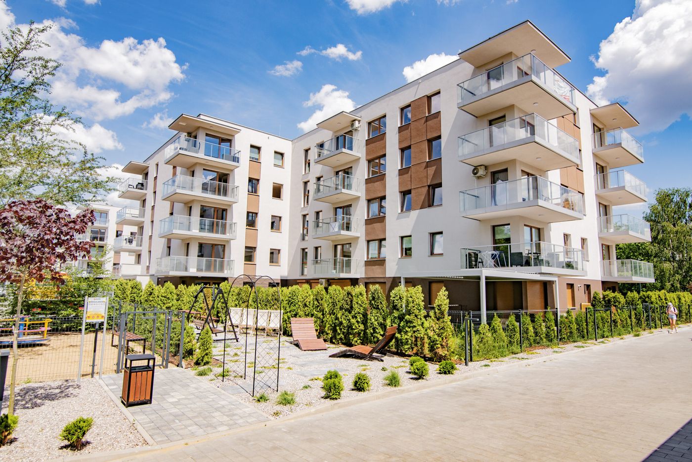 Golden Lion Apartments