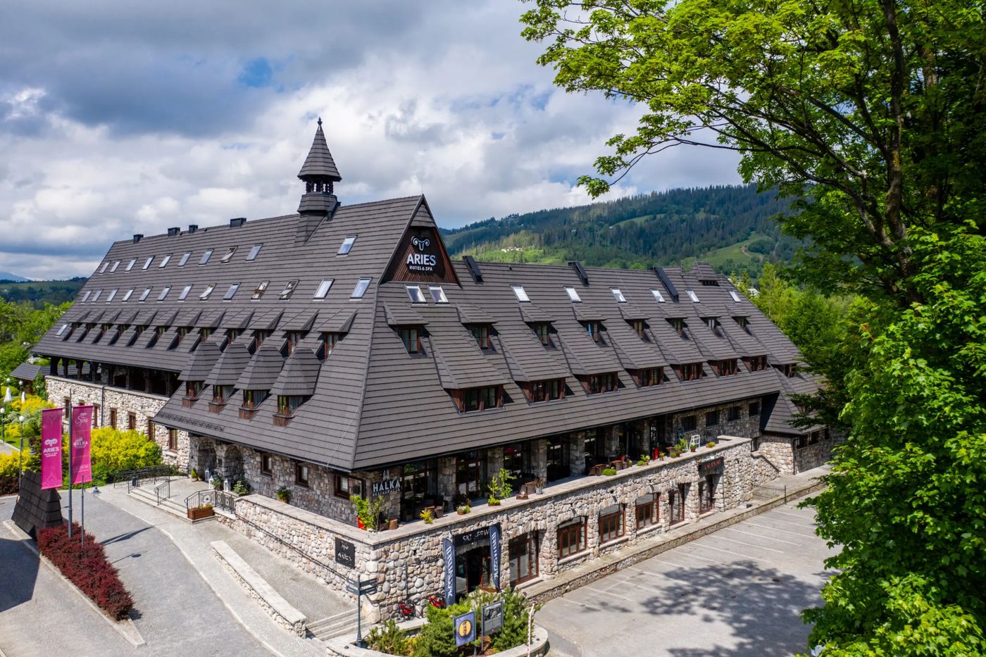 Aries Hotel and SPA