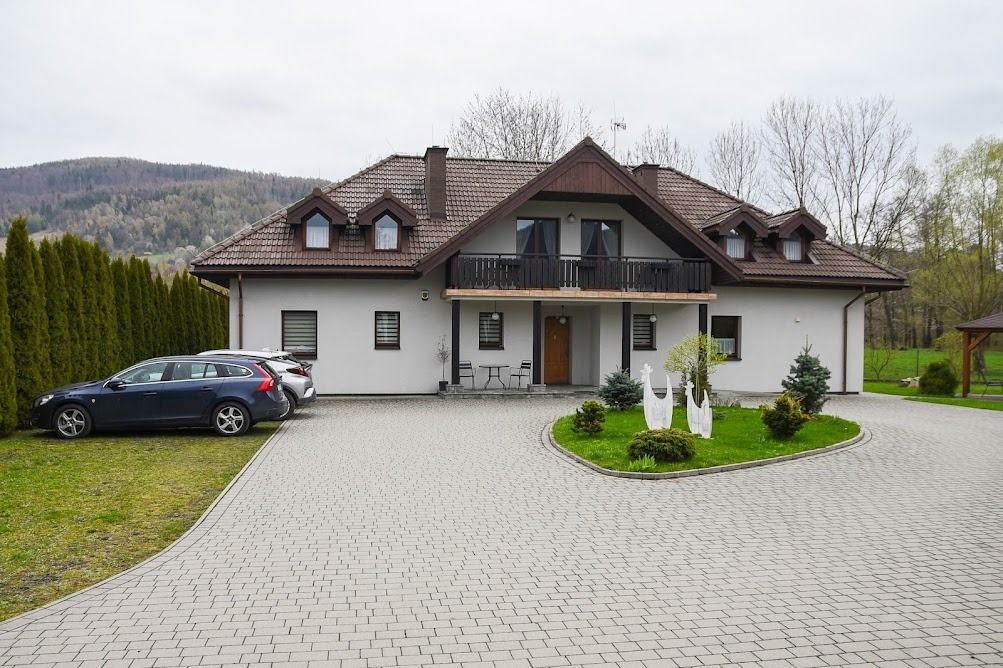 Dworek Góra i Kura