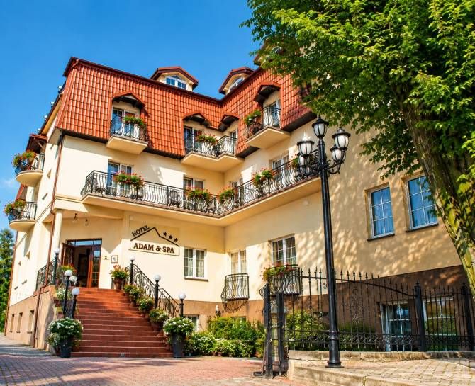 HOTEL *** Adam & Spa