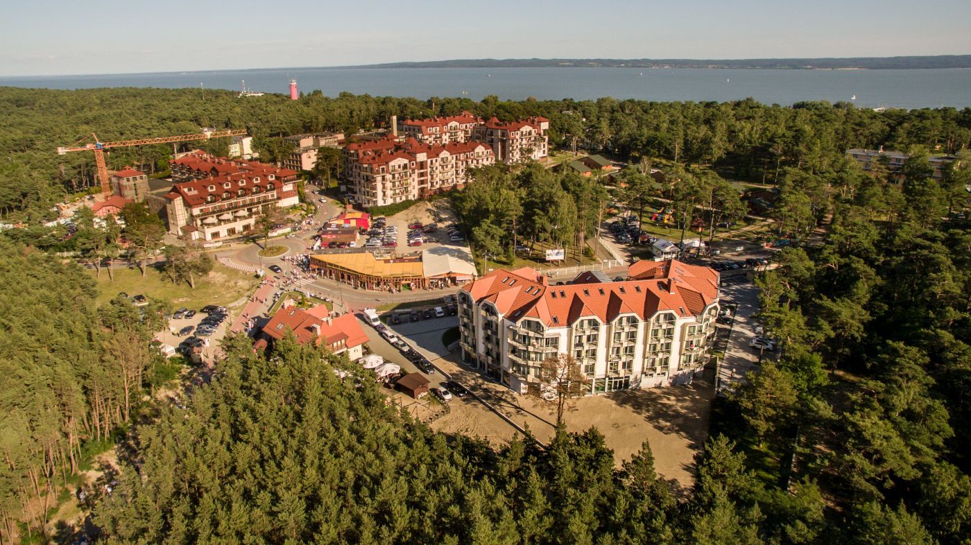 Hotel White