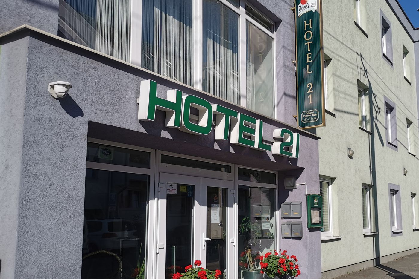 Hotel 21