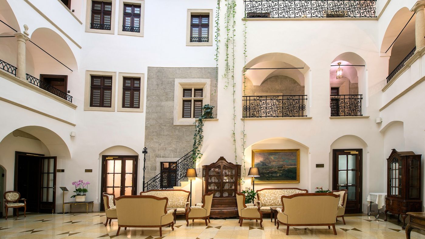 ARCADIA Hotel