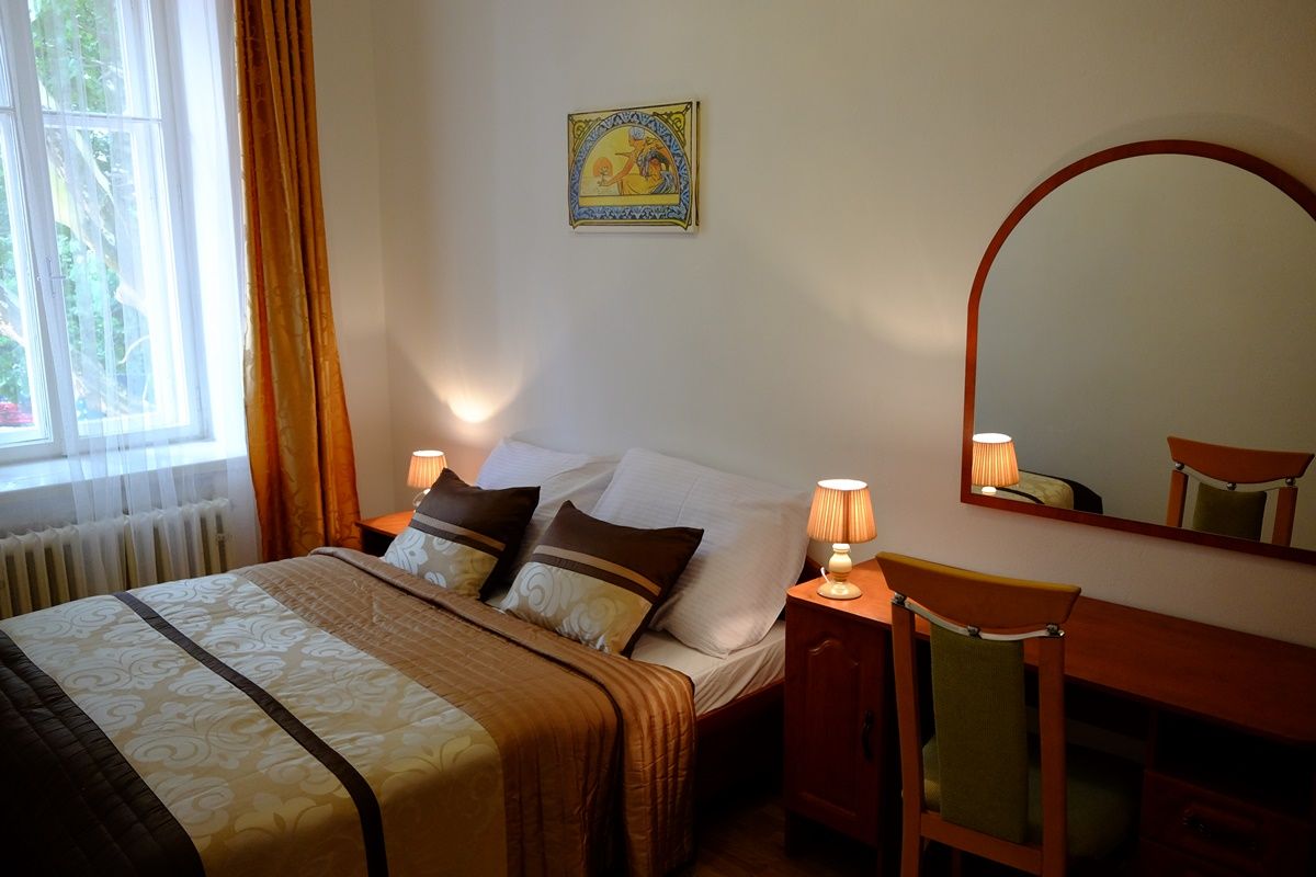 Leier Apartments