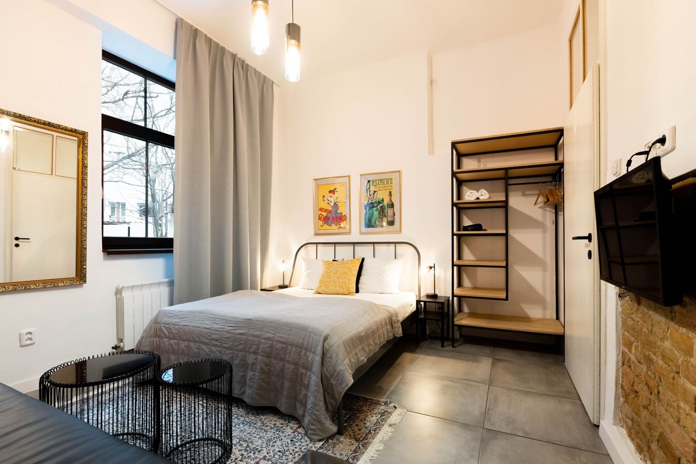 Possonium street food apartments