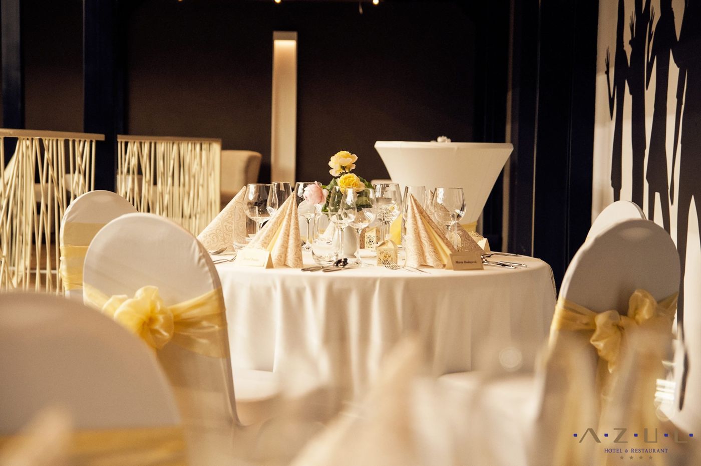 AZUL Hotel & Restaurant
