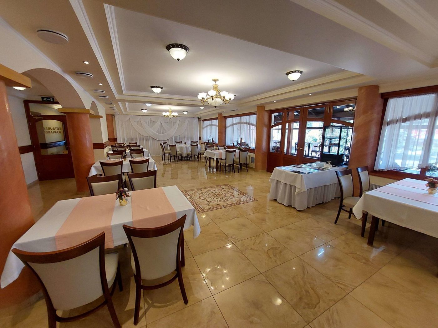 Hotel Alfa
