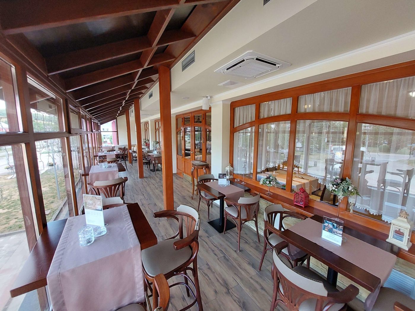 Hotel Alfa