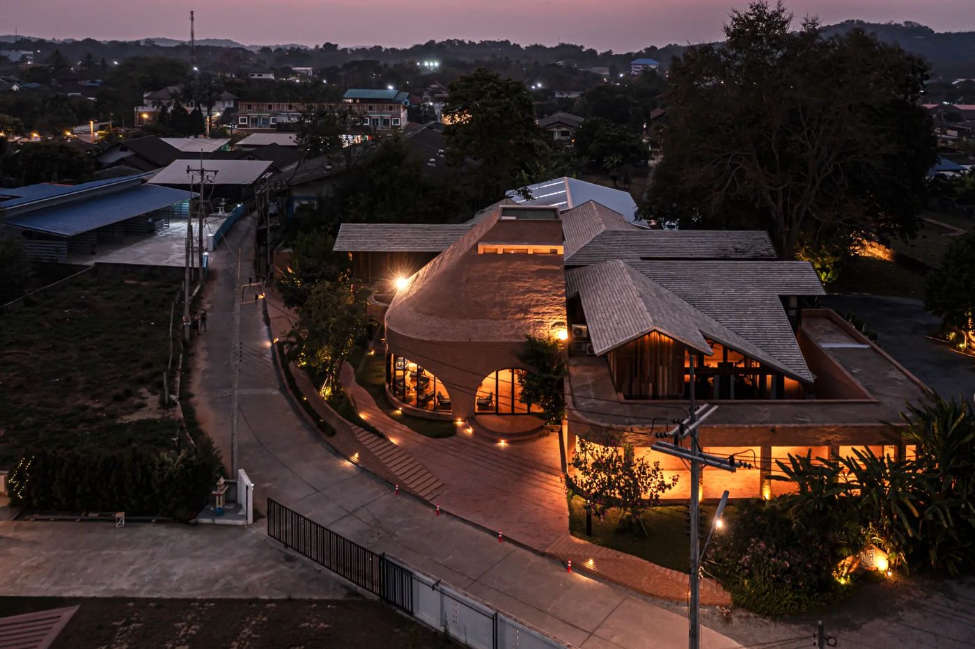Athita The Hidden Court Chiang Sarn Boutique Hotel