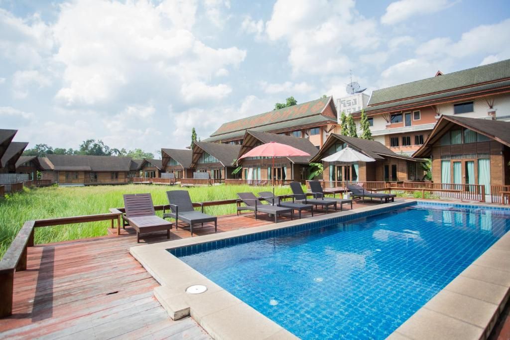 100 Islands Resort & Spa