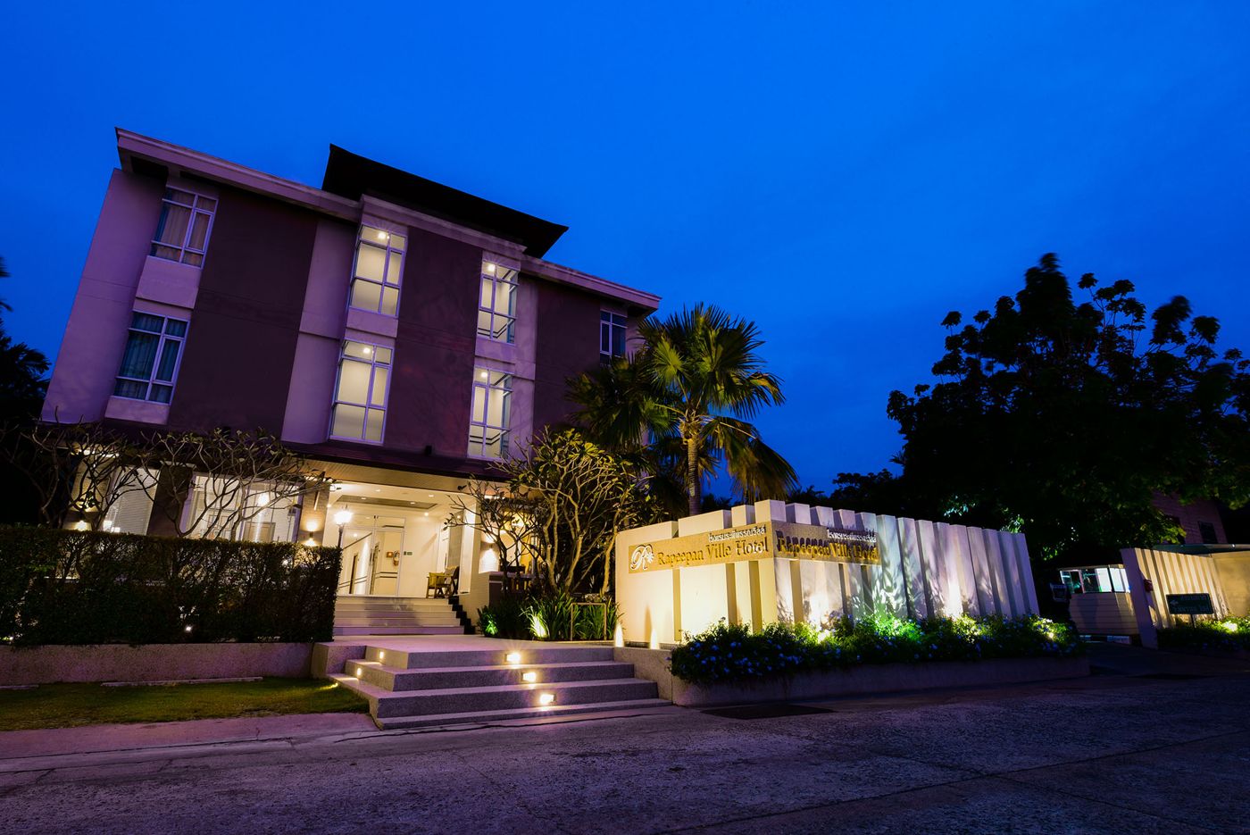 Rapeepan Ville Hotel