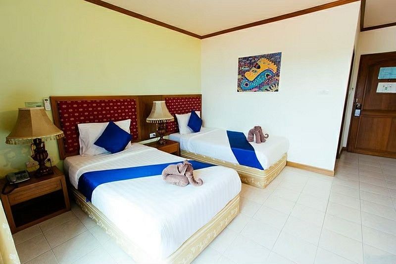 Thipurai Beach Hotel