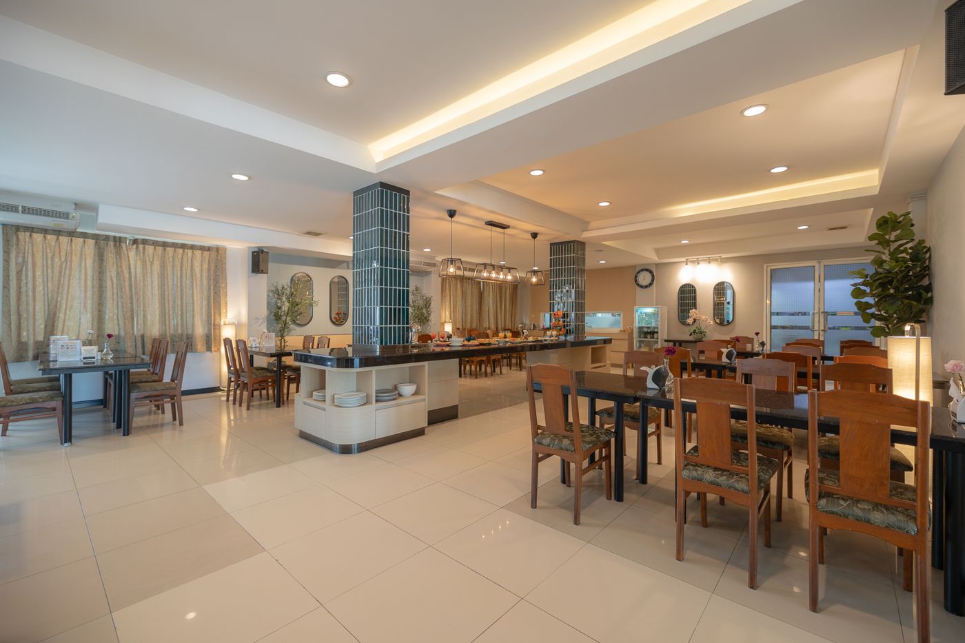 Golden Jade Hotel