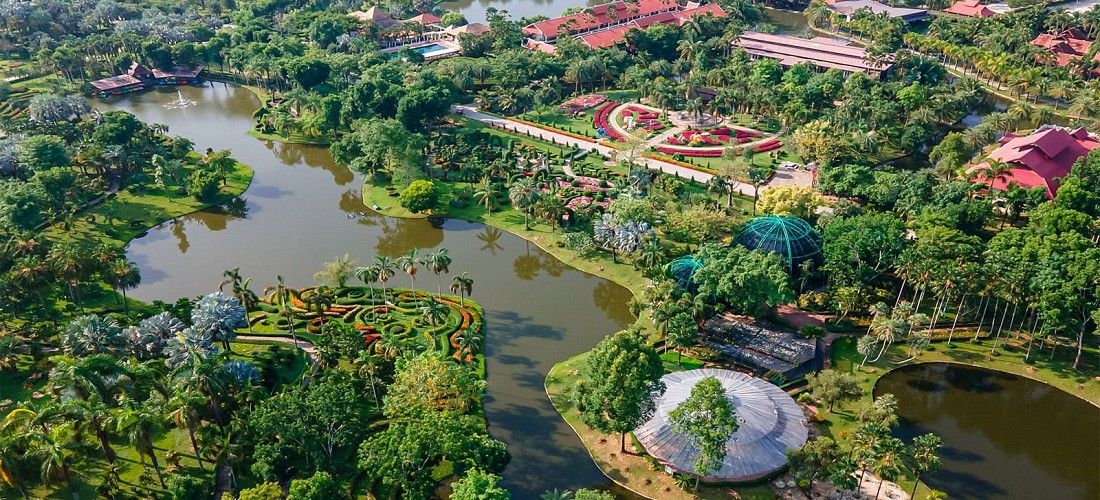 Horizon Village & Resort