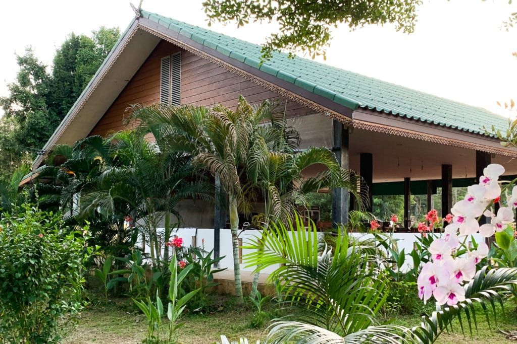 Country Lake Nature Lodge