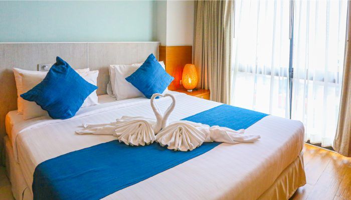 Crystal Jade Hotel