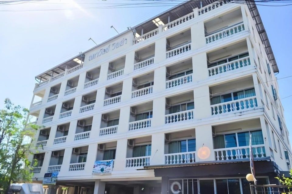Super OYO 498 Ladawan Villa