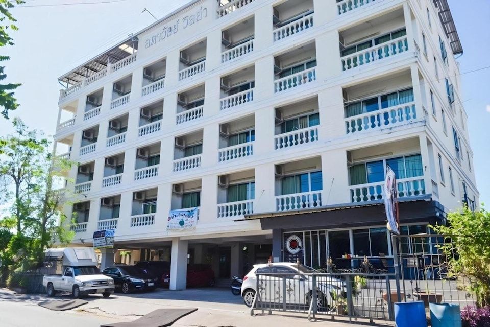 Super OYO 498 Ladawan Villa