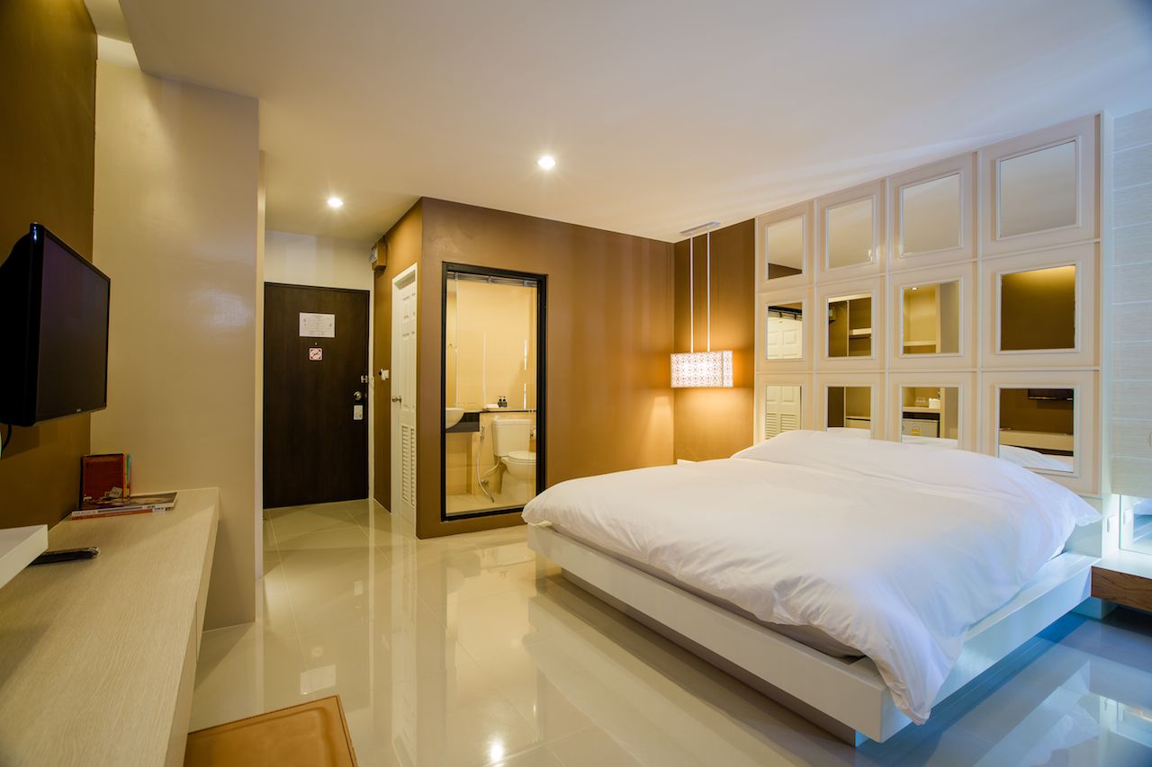 Naka Residence Hotel