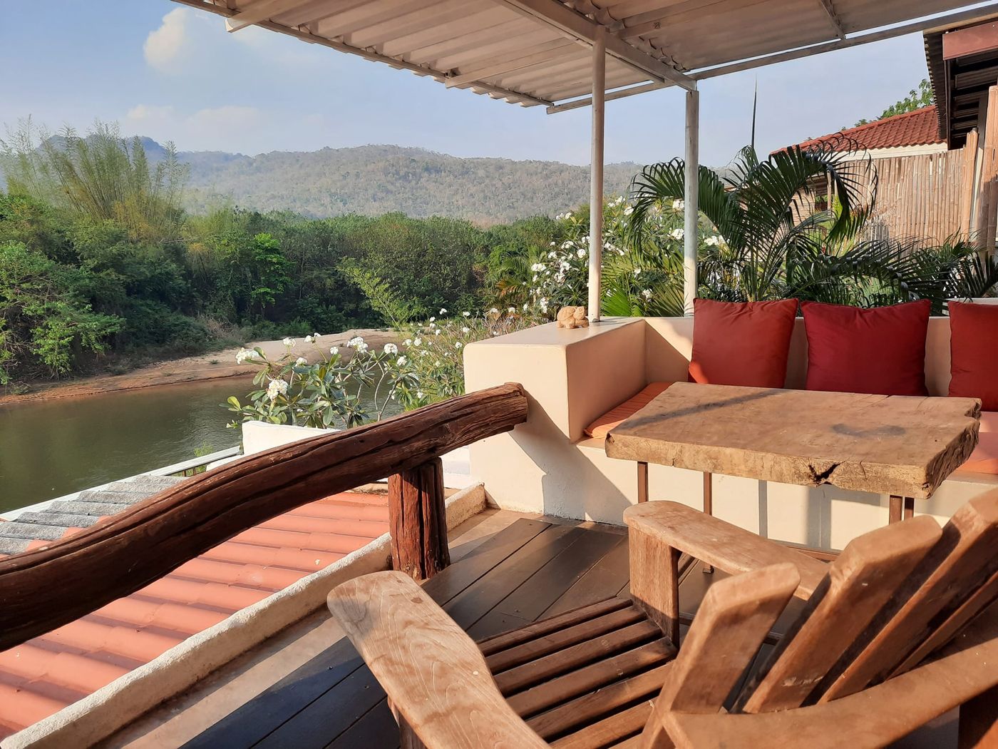 Chasorn Riverside Resort