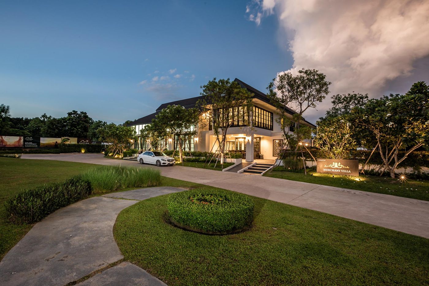 Merchant Villa
