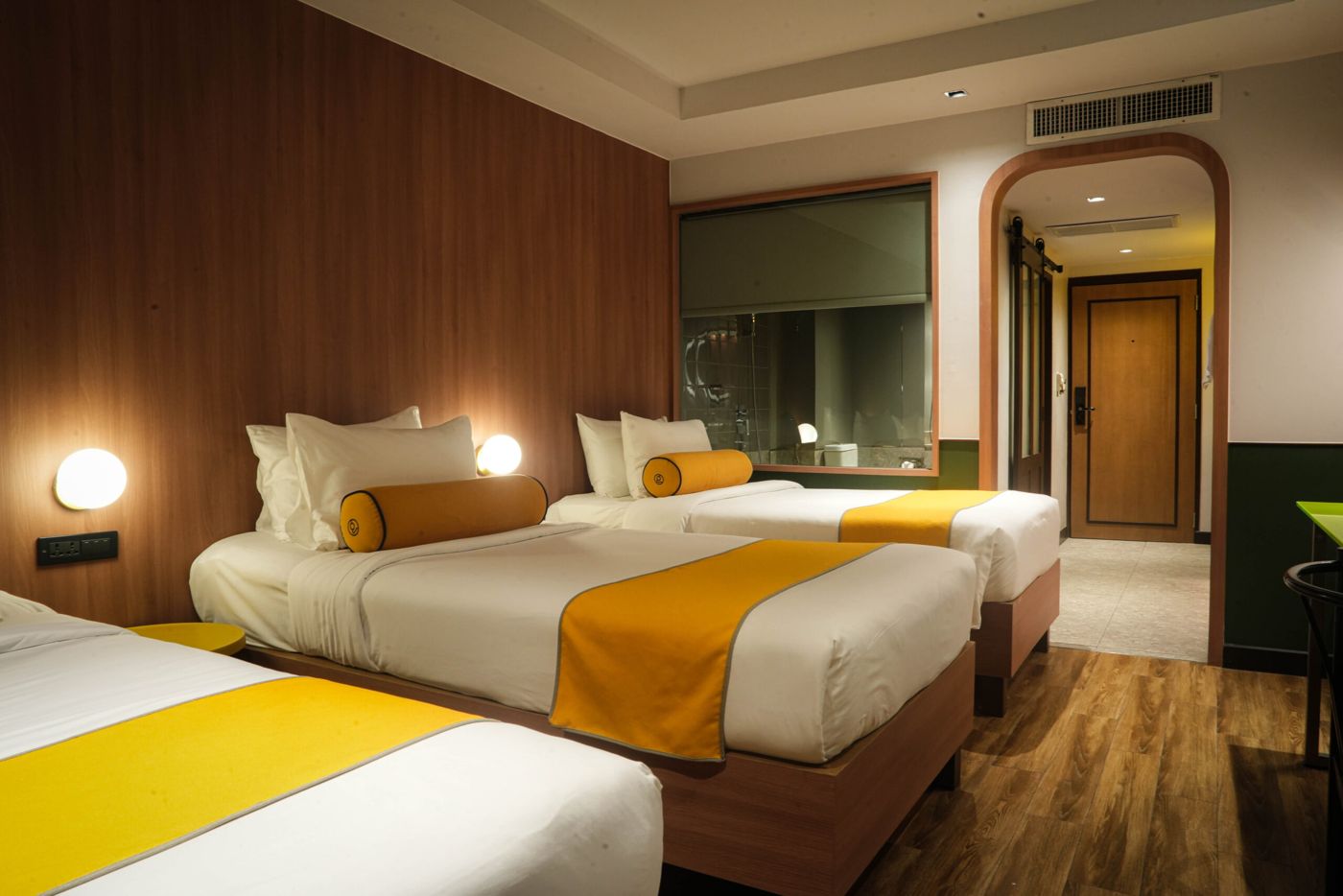 Graph Hotels