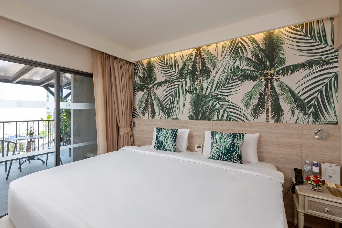 Sawaddi Patong Resort and Spa