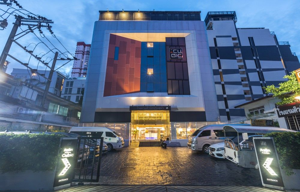 Cubic Hotel Pratunam