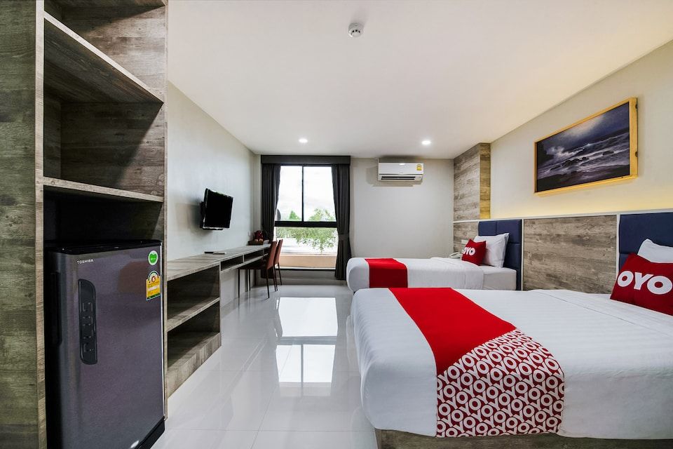 OYO 260 Sattahip 9 Boutique Hotel