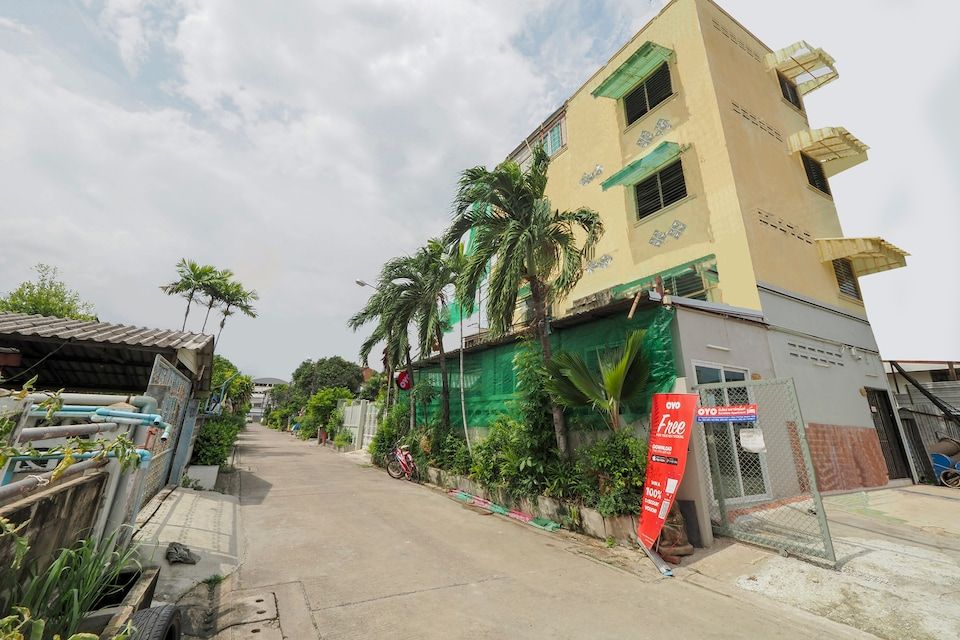 OYO 471 Sunshine Apartment