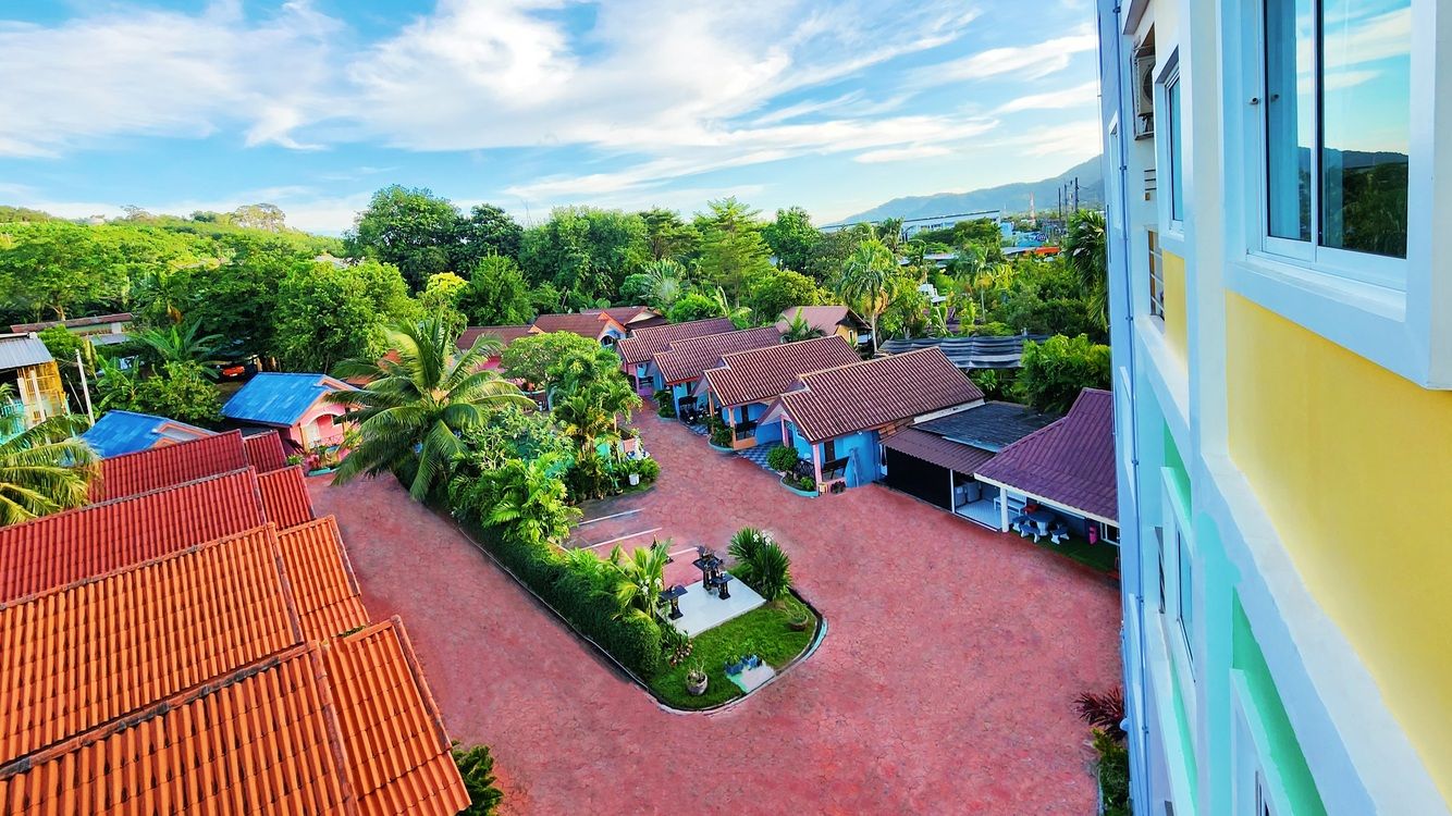 Phaithong Sotel Resort