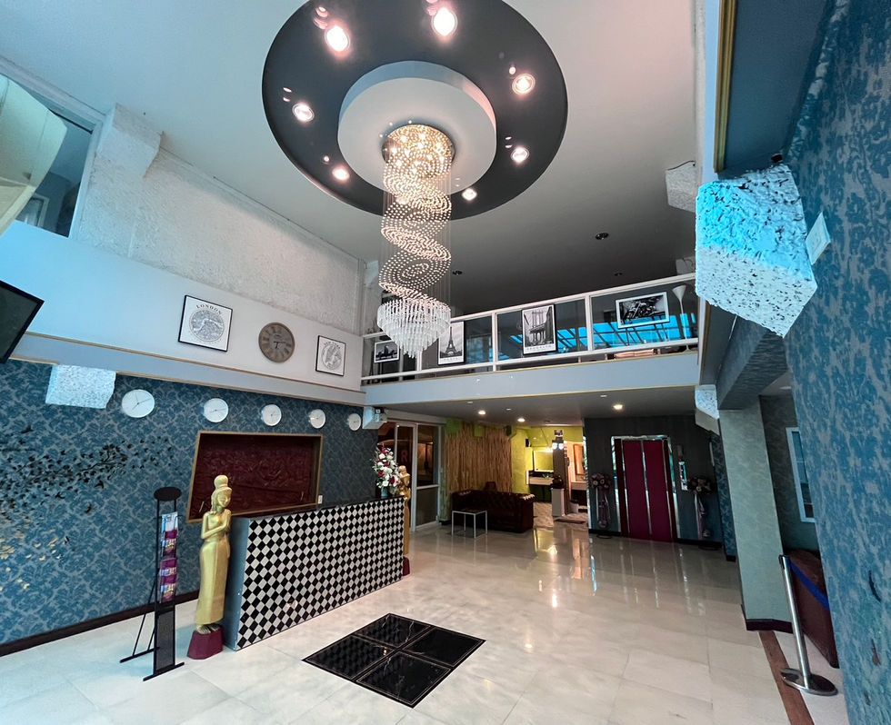 Kriss Residence
