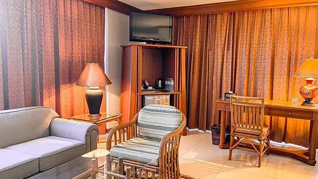 K Park Grand Hotel โรงแรมเคพาร์ค สุราษฎร์ธานี