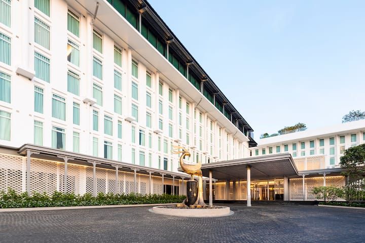 Ramada Plaza