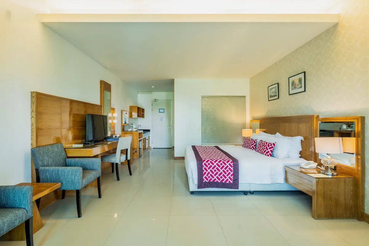 Par Phuket Hotel
