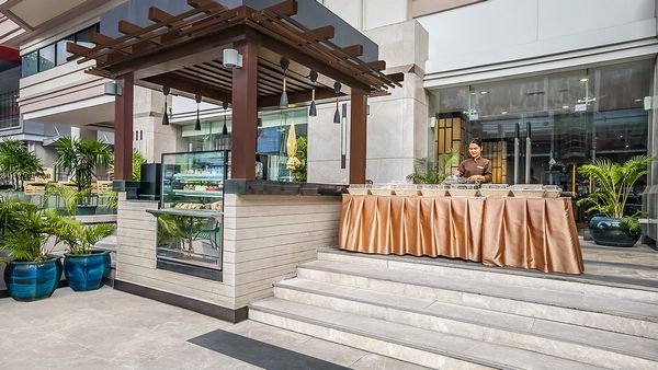 Arnoma Grand Hotel Bangkok