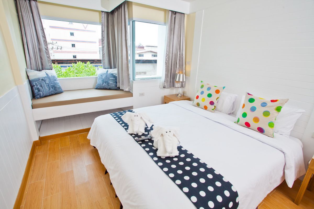 Paradise Hotel