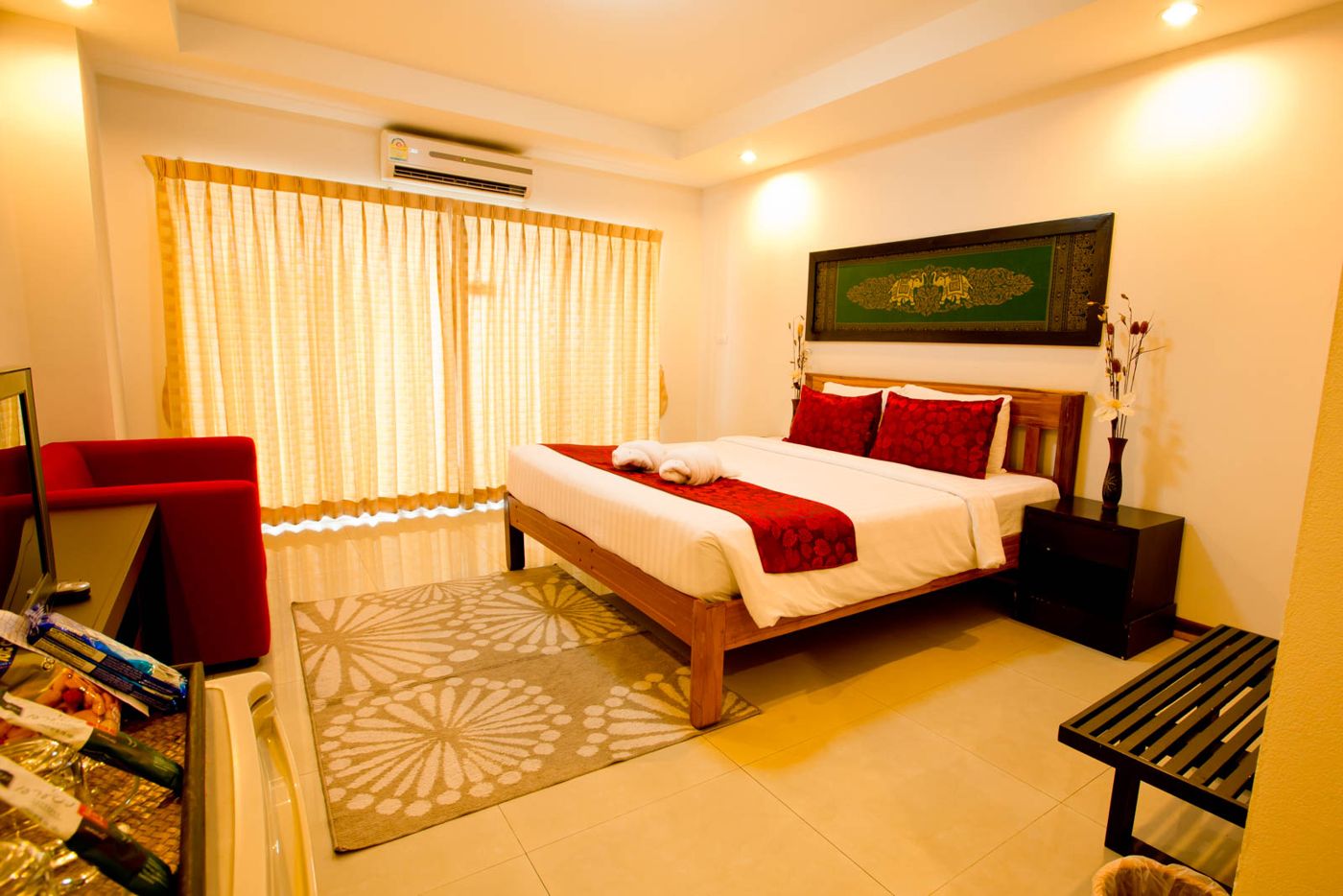 Sinsuvarn Airport Suite