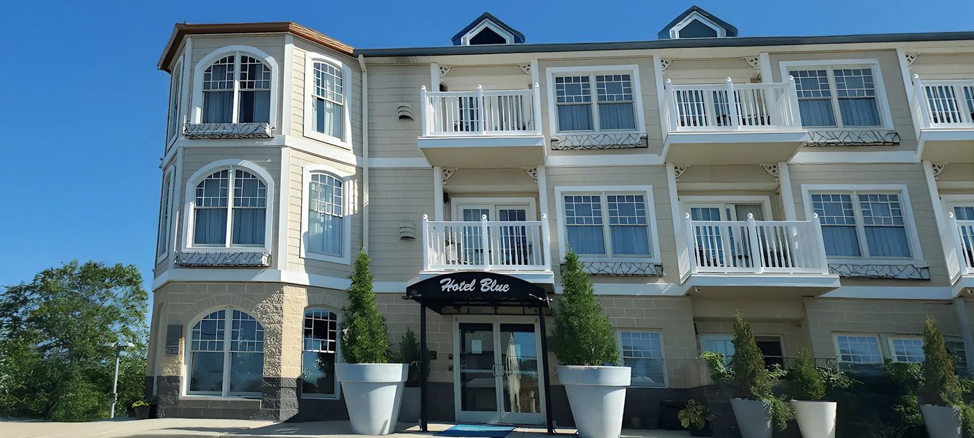 The Hotel Blue