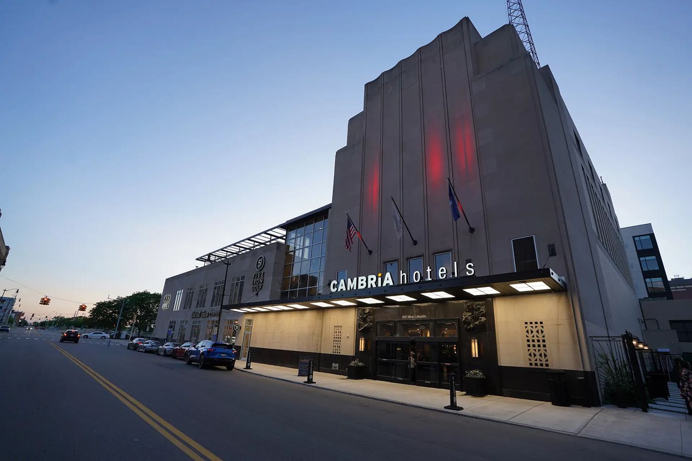 Cambria Hotel