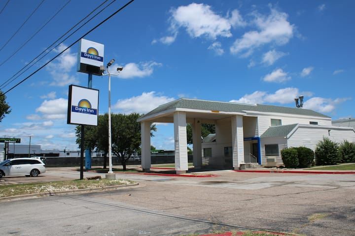 Days Inn