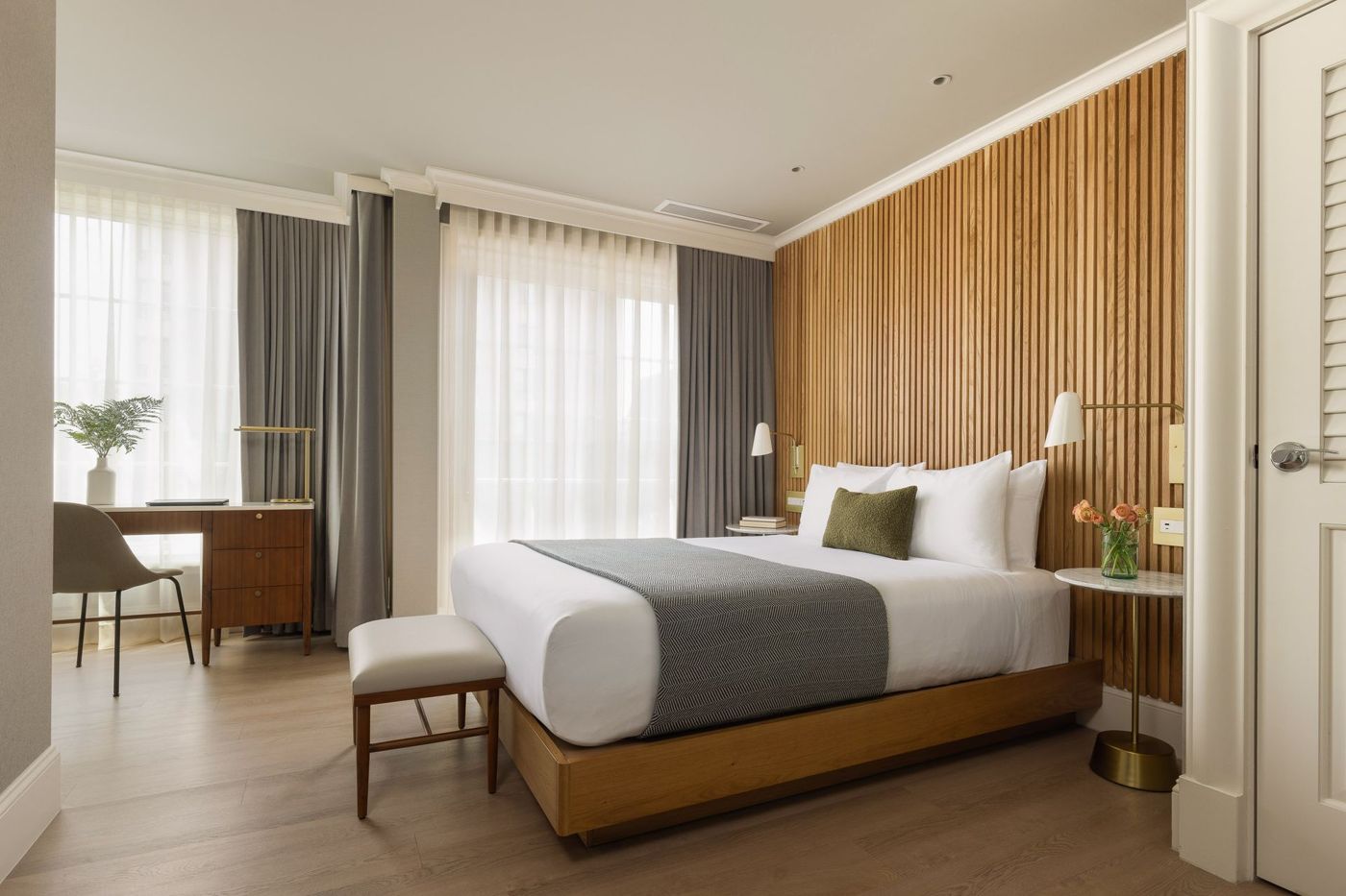 Hotel Veritas