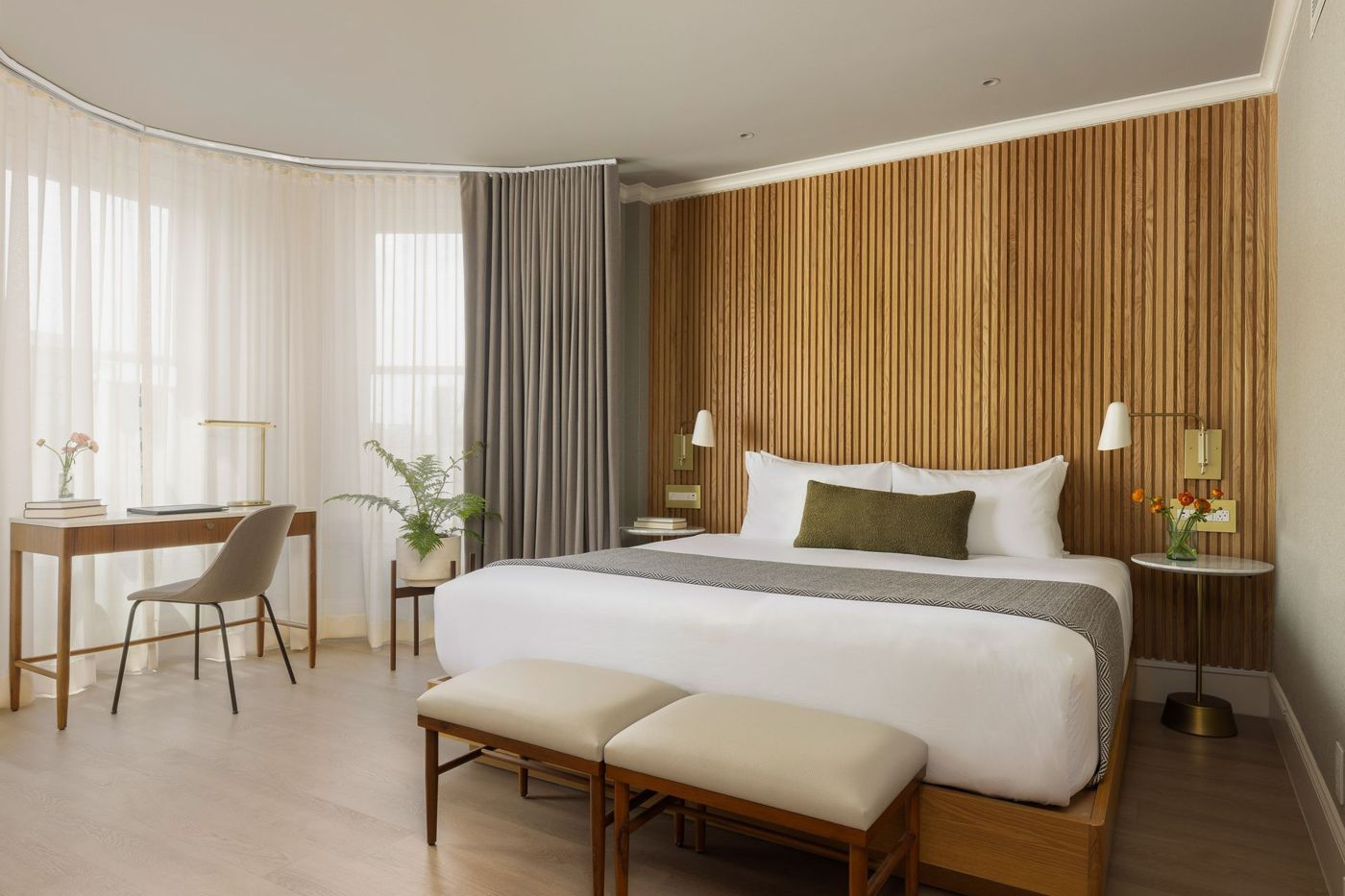 Hotel Veritas