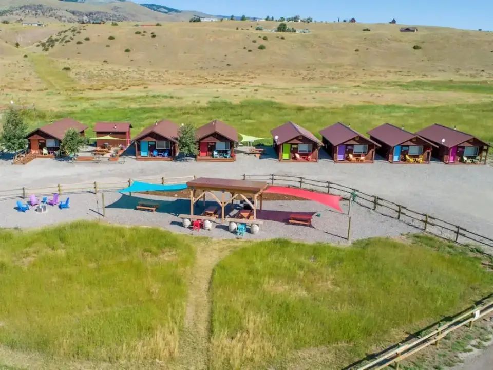Emigrant Cabins