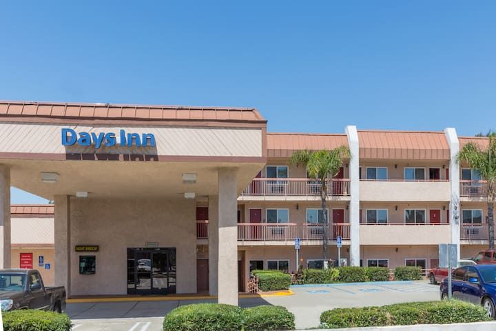 Days Inn